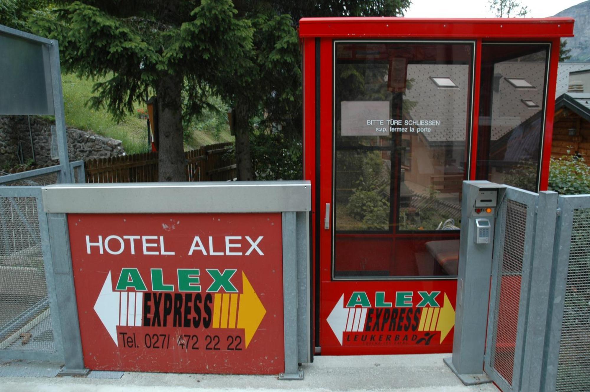 לויקרבאד Hotel Alex מראה חיצוני תמונה