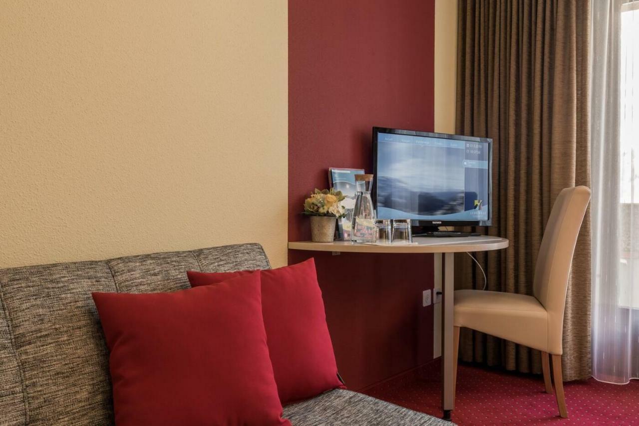 לויקרבאד Hotel Alex מראה חיצוני תמונה